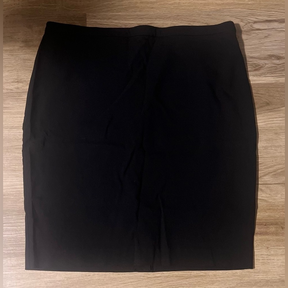 Women's WHBM Stretch Black Pencil Skirt